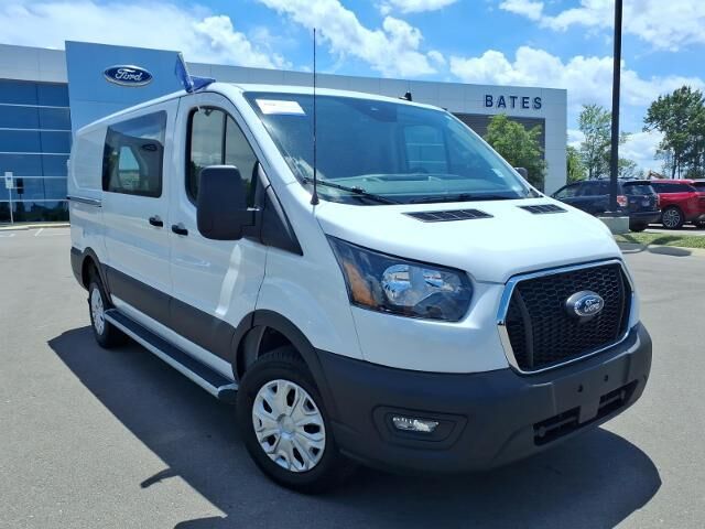 2025 Ford Transit 250