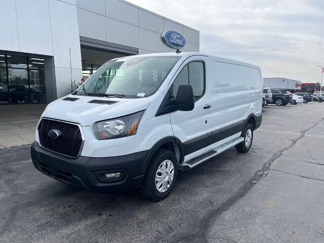 2025 Ford Transit 250
