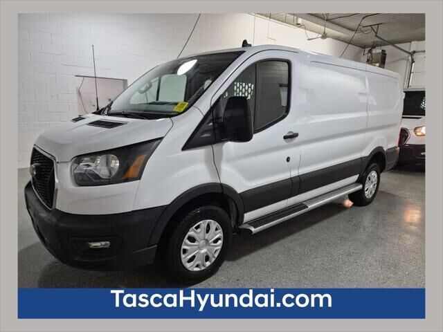 2025 Ford Transit 250