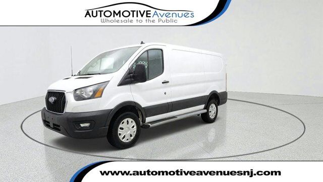 2025 Ford Transit Cargo Van T-250 130'' Low Rf 9070 GVWR RWD w/ Exterior Upgrade Pkg — photo 1 of 13