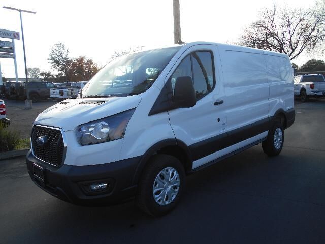 2025 Ford Transit 250