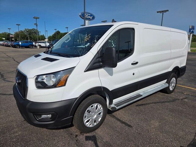 2025 Ford Transit 250