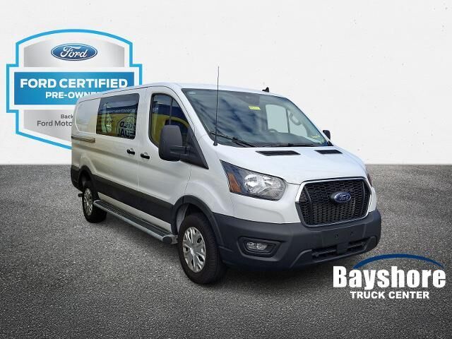 2025 Ford Transit 250