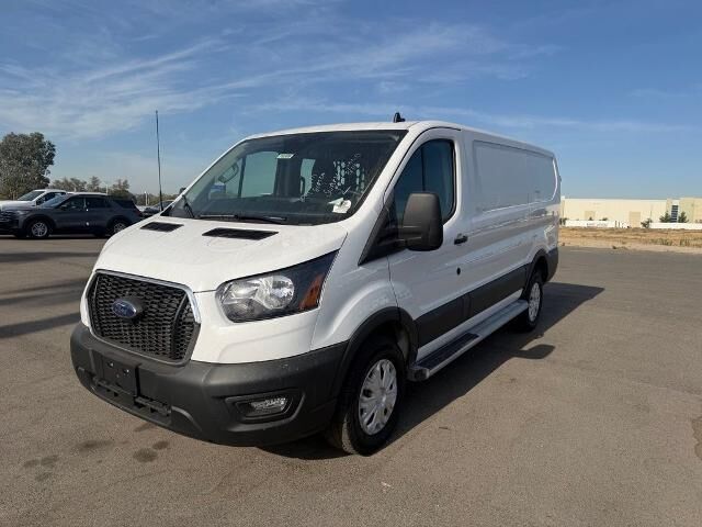 2025 Ford Transit 250