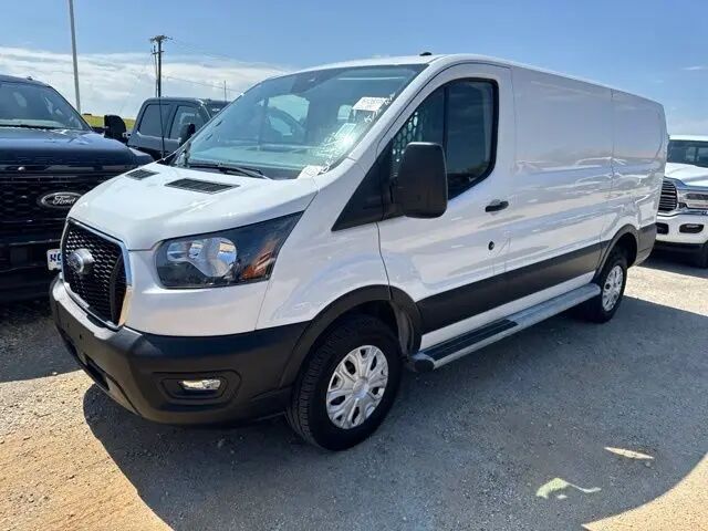 2025 Ford Transit 250