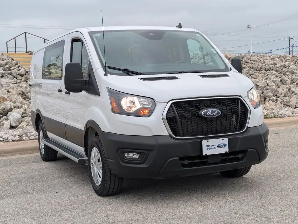 2025 Ford Transit 250 — photo 1 of 13