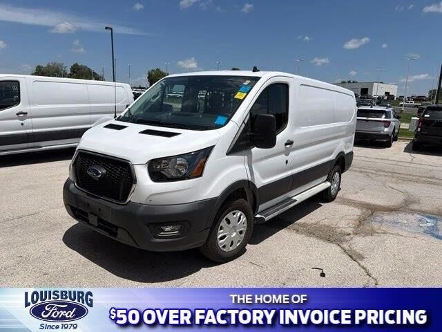 2025 Ford Transit 250