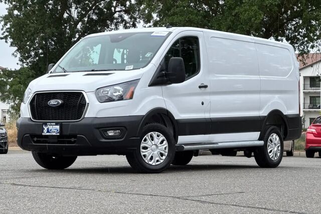 2025 Ford Transit 250