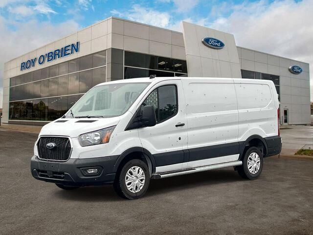 2025 Ford Transit 250