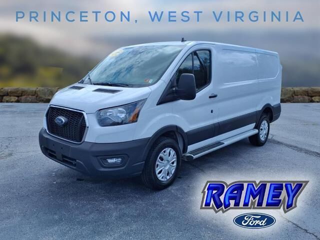2024 Ford Transit 250 — photo 1 of 13