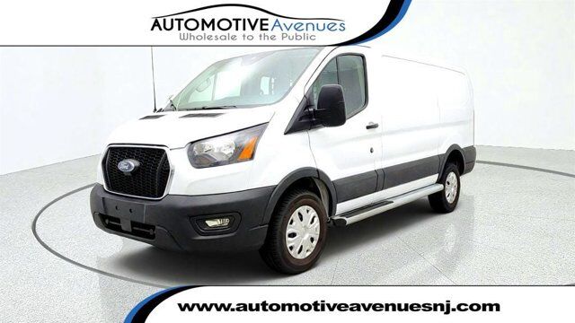 2025 Ford Transit Cargo Van T-250 130'' Low Rf 9070 GVWR RWD w/ Exterior Upgrade Pkg — photo 1 of 13