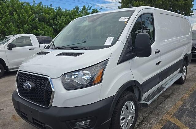 2025 Ford Transit 250