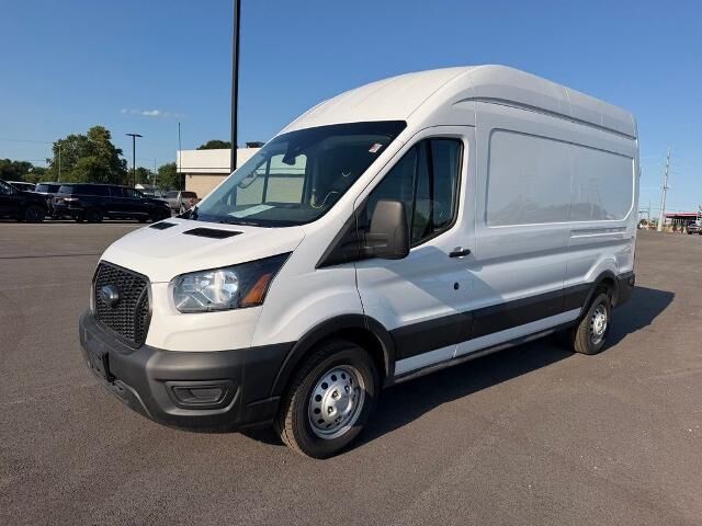 2025 Ford Transit 250
