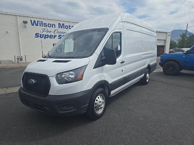 2025 Ford Transit 250