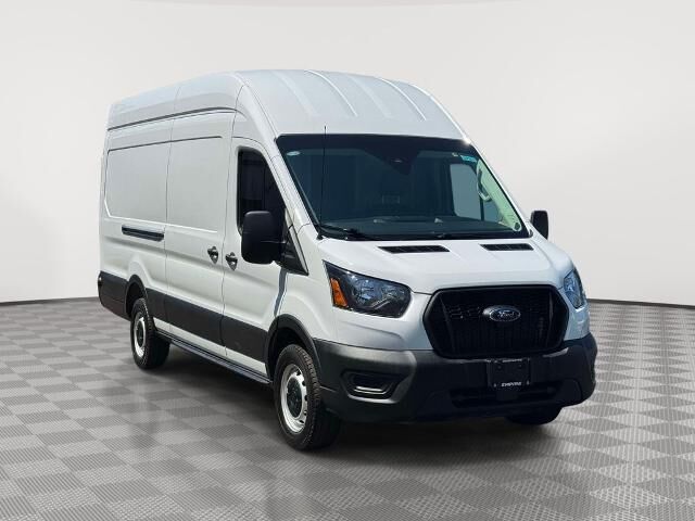 2025 Ford Transit 250 — photo 1 of 13