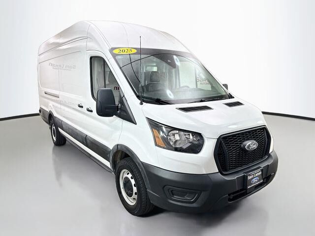 2025 Ford Transit 250