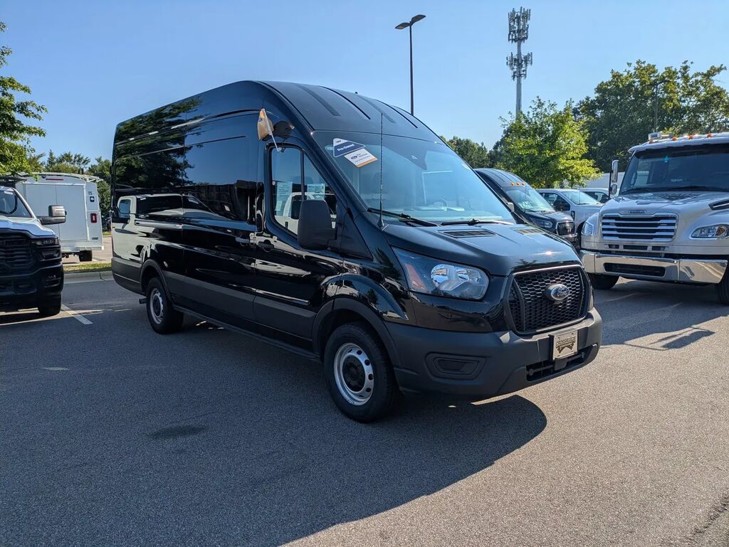 2023 Ford Transit 250 — photo 1 of 13