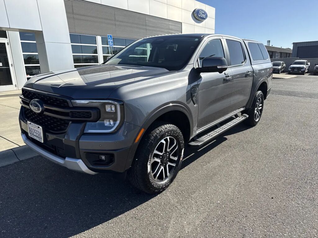 2024 Ford Ranger Lariat — photo 1 of 13