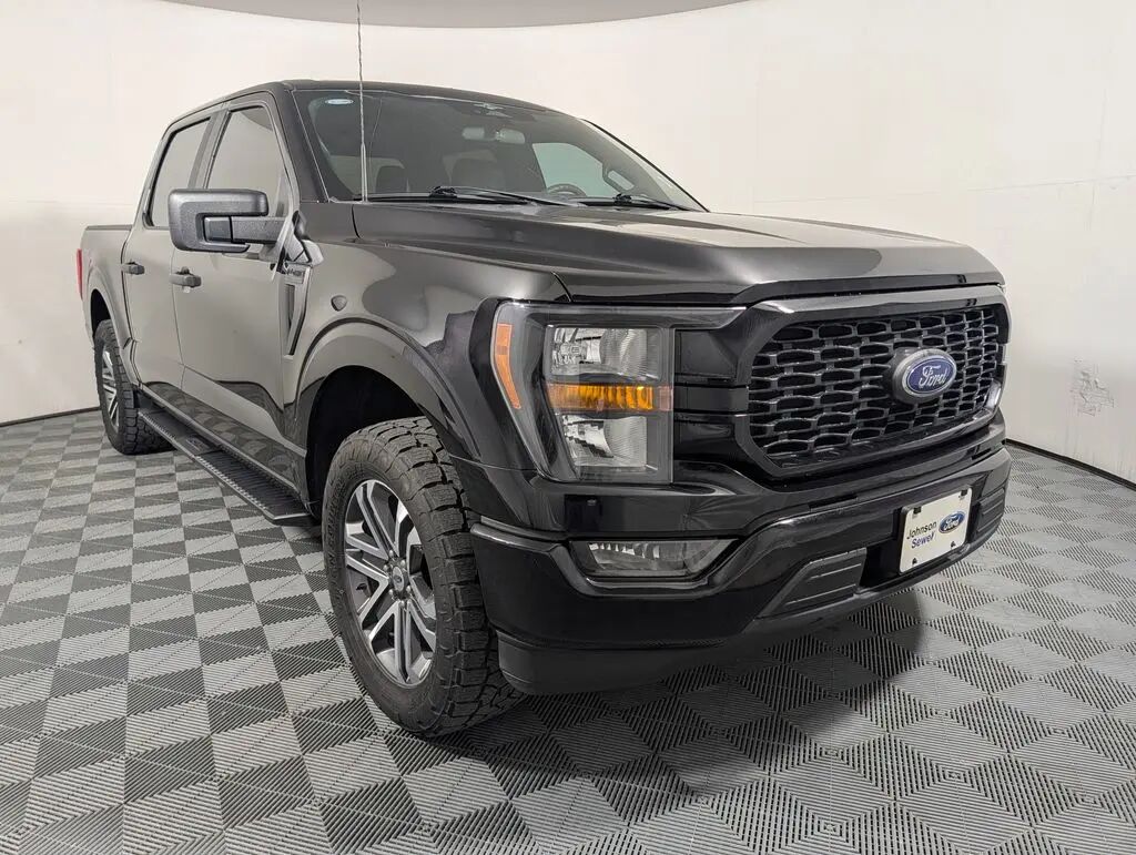 2023 Ford F-150 XL — photo 1 of 13
