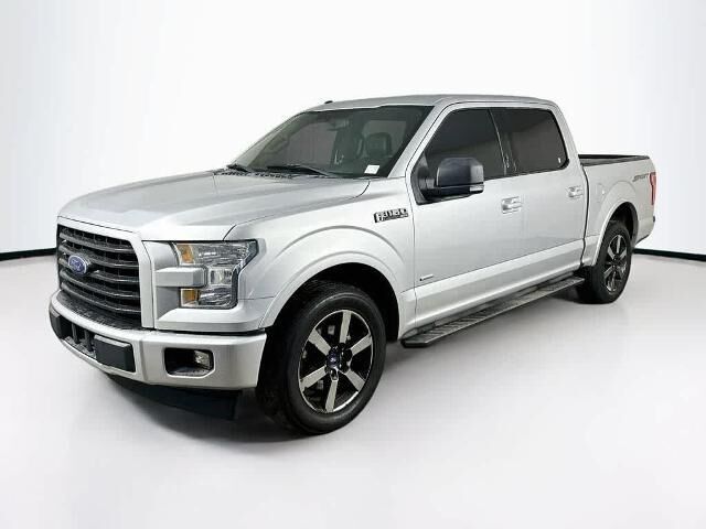 2017 Ford F-150 XLT — photo 1 of 4
