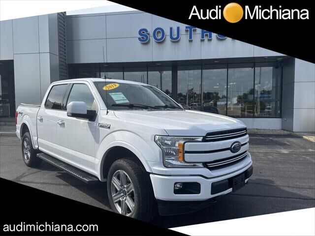 2019 Ford F-150 Lariat — photo 1 of 13