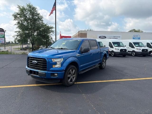 2015 Ford F-150 XLT — photo 1 of 1