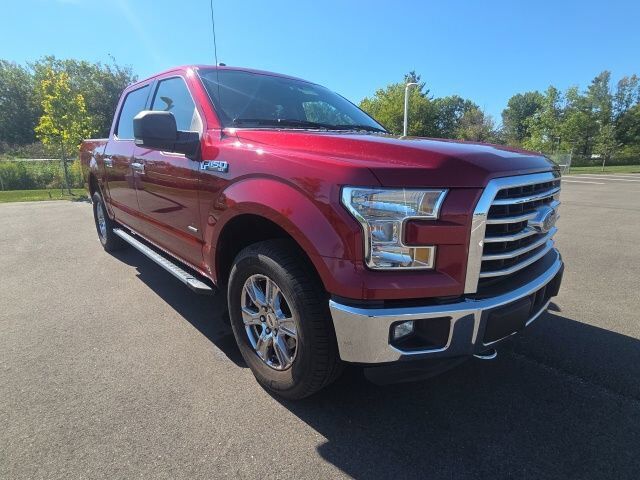 2015 Ford F-150 XLT — photo 1 of 13