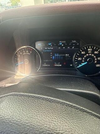 2018 Ford F-150 Platinum — photo 1 of 4