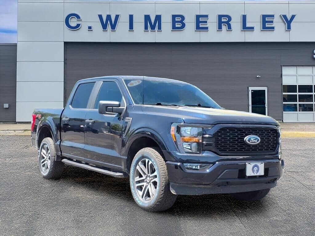 2023 Ford F-150 XL — photo 1 of 2