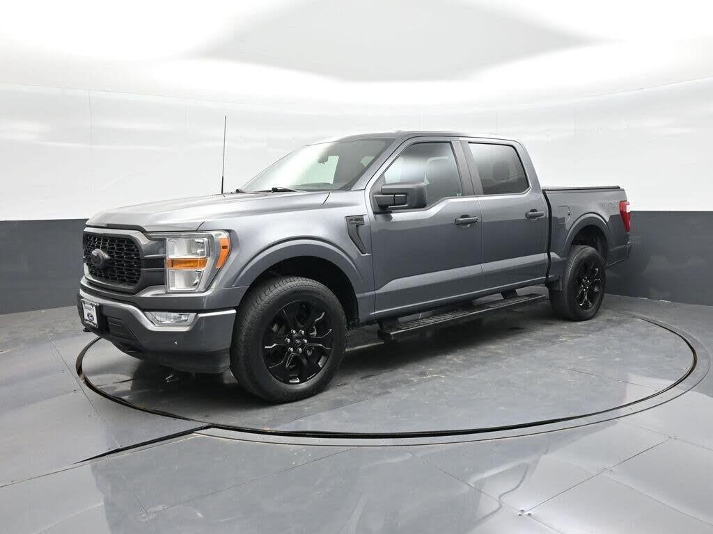 2022 Ford F-150 XL — photo 1 of 3