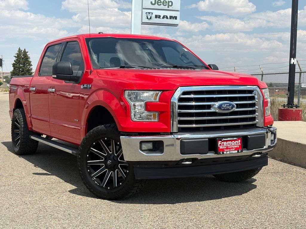 2015 Ford F-150 XLT — photo 1 of 13