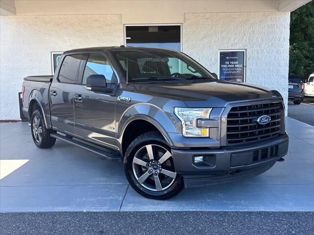 2017 Ford F-150 XLT — photo 1 of 13