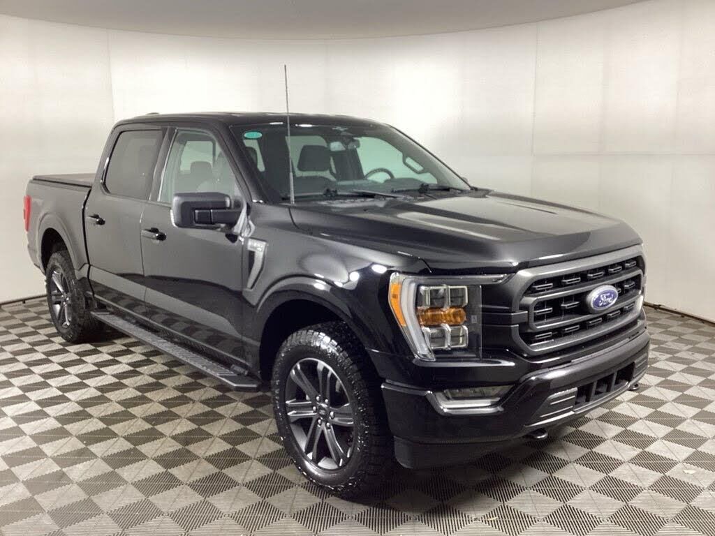 2023 Ford F-150 XLT — photo 1 of 2