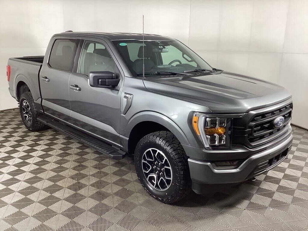 2023 Ford F-150 XLT — photo 1 of 2