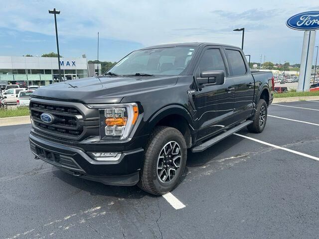 2023 Ford F-150 XLT — photo 1 of 1