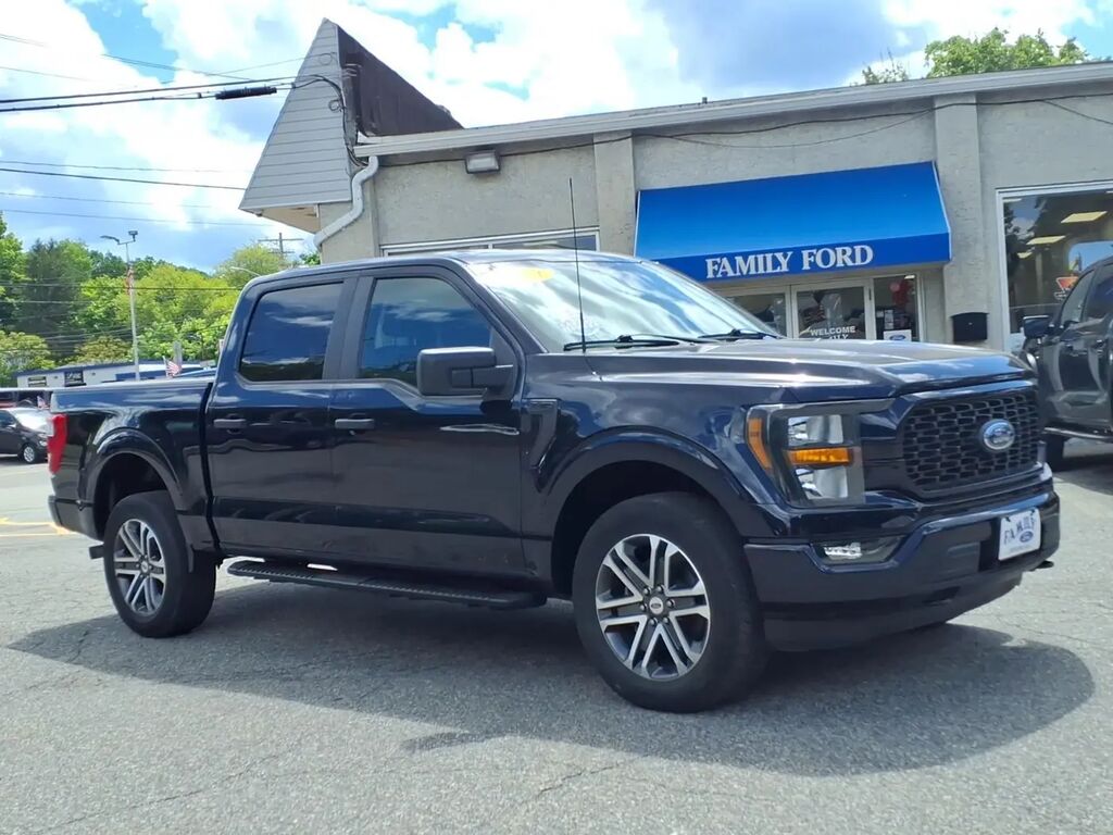 2023 Ford F-150 XL — photo 1 of 13