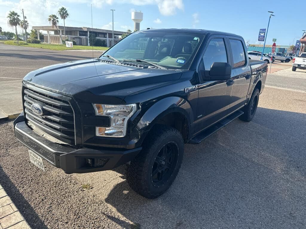 2017 Ford F-150 Lariat — photo 1 of 1