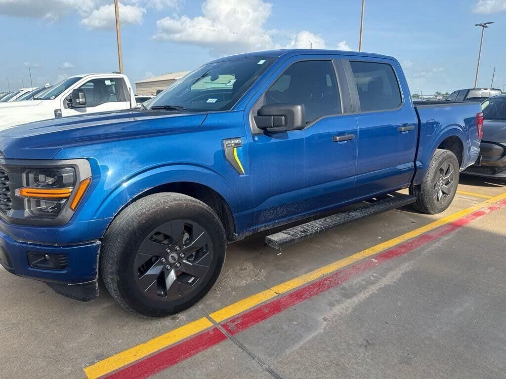 2025 Ford F-150 STX — photo 1 of 3