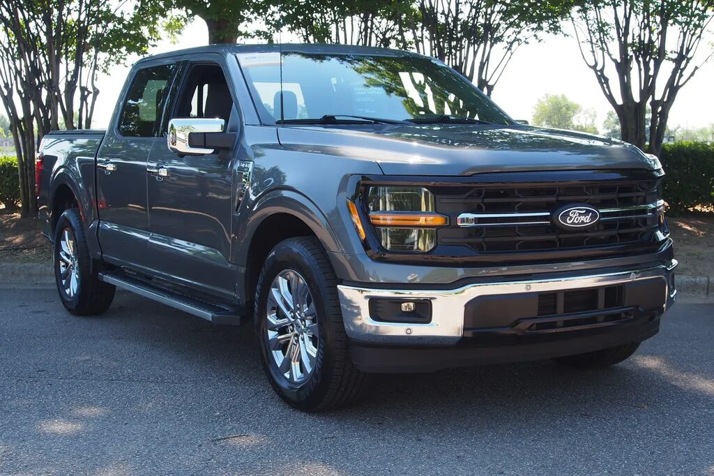 2024 Ford F-150 XLT — photo 1 of 13