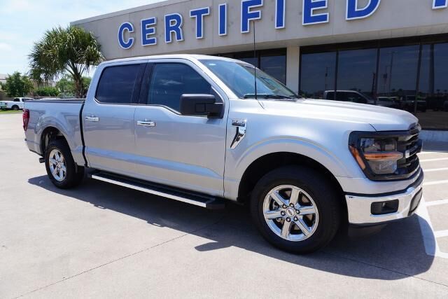 2025 Ford F-150 XLT — photo 1 of 2