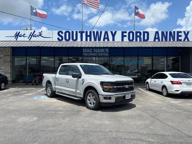 2024 Ford F-150 XLT — photo 1 of 1