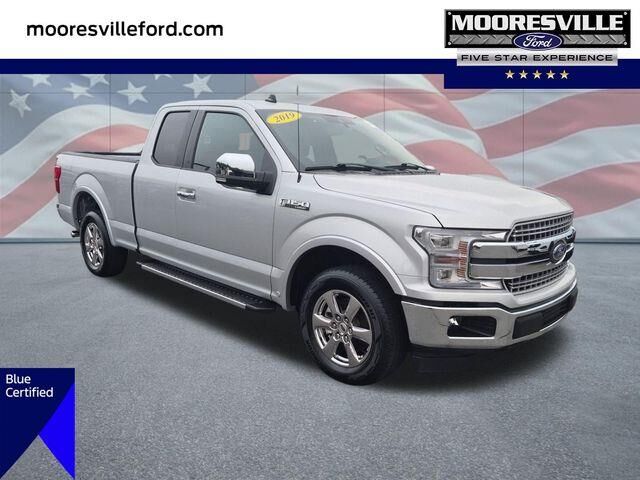 2019 Ford F-150 Lariat — photo 1 of 13