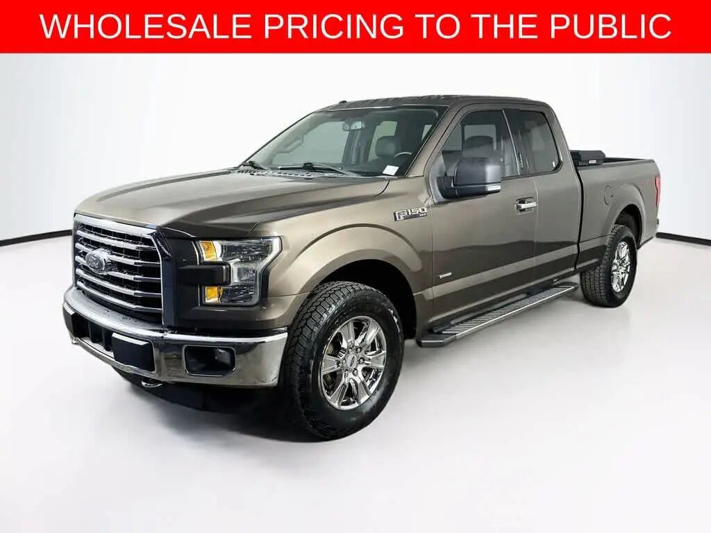 2015 Ford F-150 XLT — photo 1 of 13