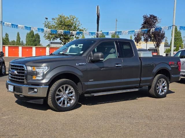 2017 Ford F-150 XLT — photo 1 of 13