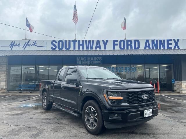 2025 Ford F-150 STX — photo 1 of 10