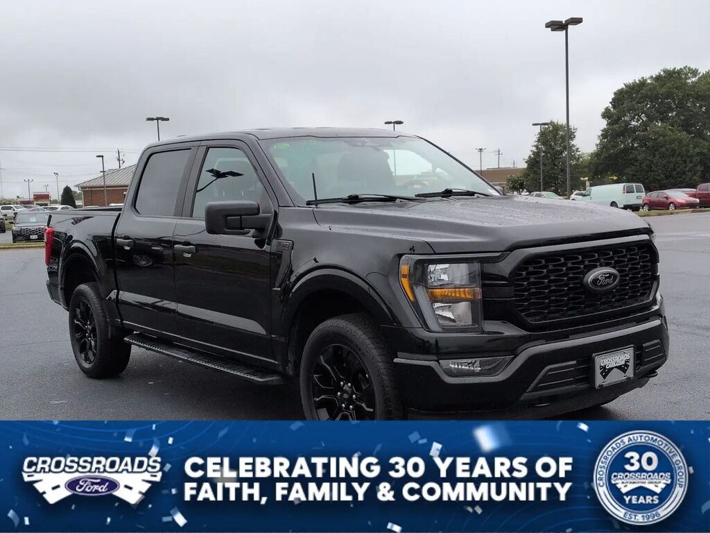 2023 Ford F-150 XL — photo 1 of 13