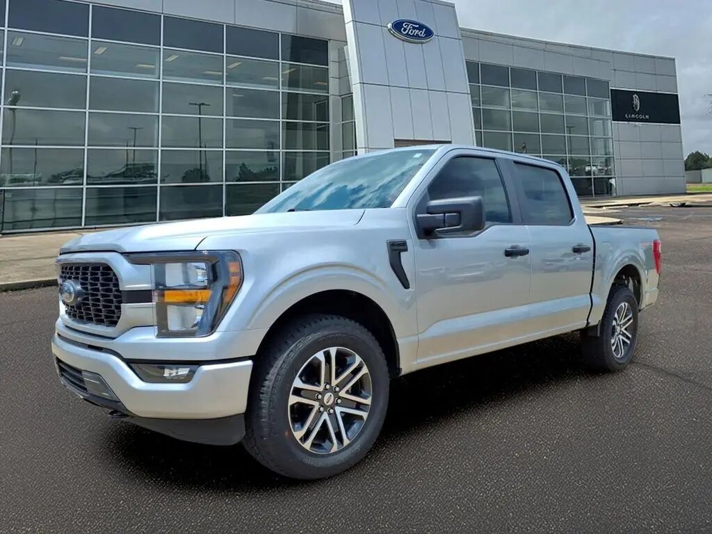 2023 Ford F-150 XL — photo 1 of 13