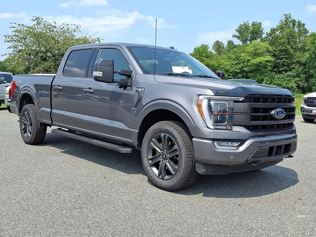 2023 Ford F-150 Lariat — photo 1 of 26