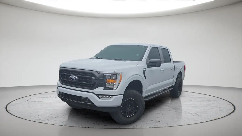 2021 Ford F-150 XLT — photo 1 of 13