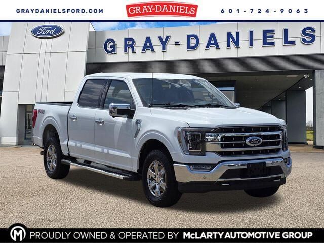 2023 Ford F-150 Lariat — photo 1 of 13